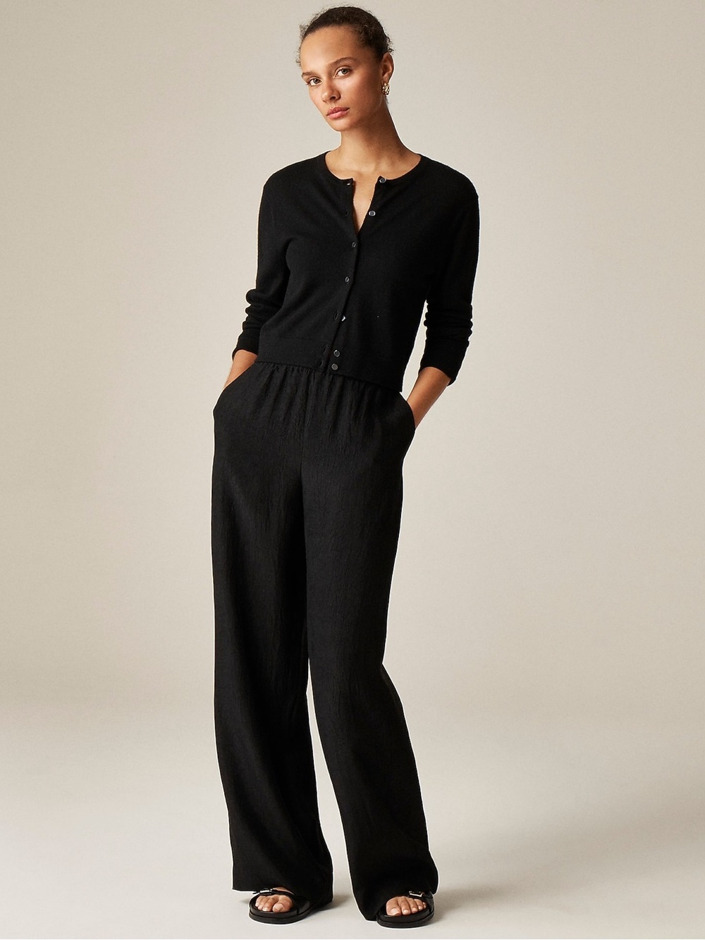 J. Crew Featherweight cashmere cardigan in Black Size Medium - Picture 2 of 10